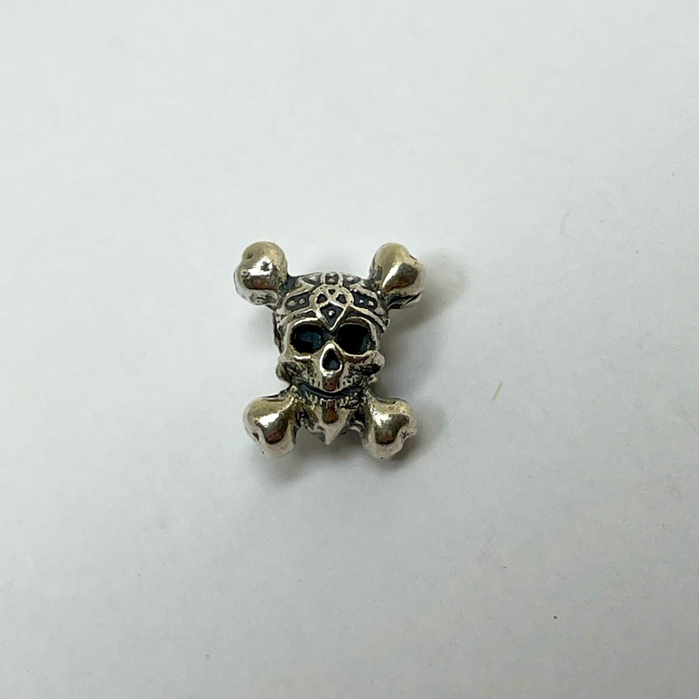 Zable Sterling Silver Skull with Cross bones Charm